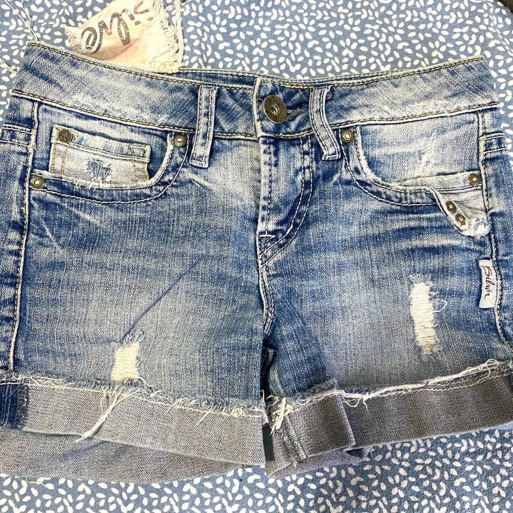 Silver short jeans size 24